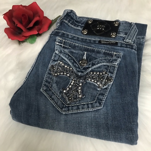 ❤️SOLD❤️Miss Me Jeans - Picture 1 of 7